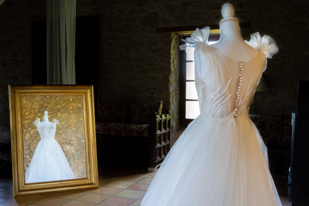 Photographe mariage reflet robe blanche Provence